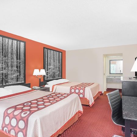 Super 8 By Wyndham Bulls Gap Greeneville Area Exterior photo