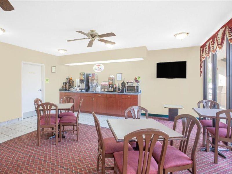 Super 8 By Wyndham Bulls Gap Greeneville Area Exterior photo