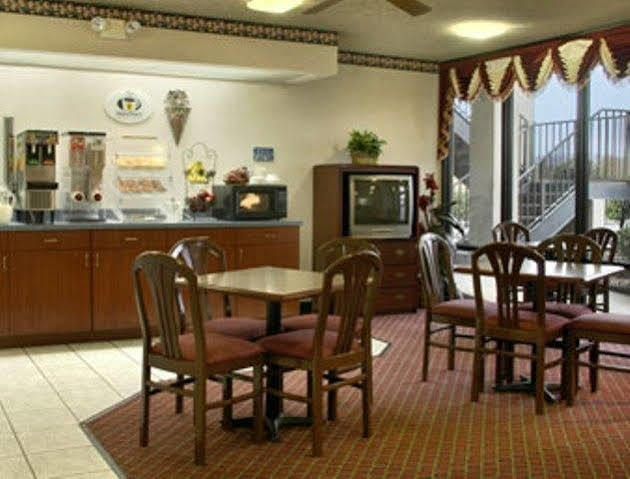Super 8 By Wyndham Bulls Gap Greeneville Area Exterior photo