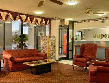 Super 8 By Wyndham Bulls Gap Greeneville Area Interior photo